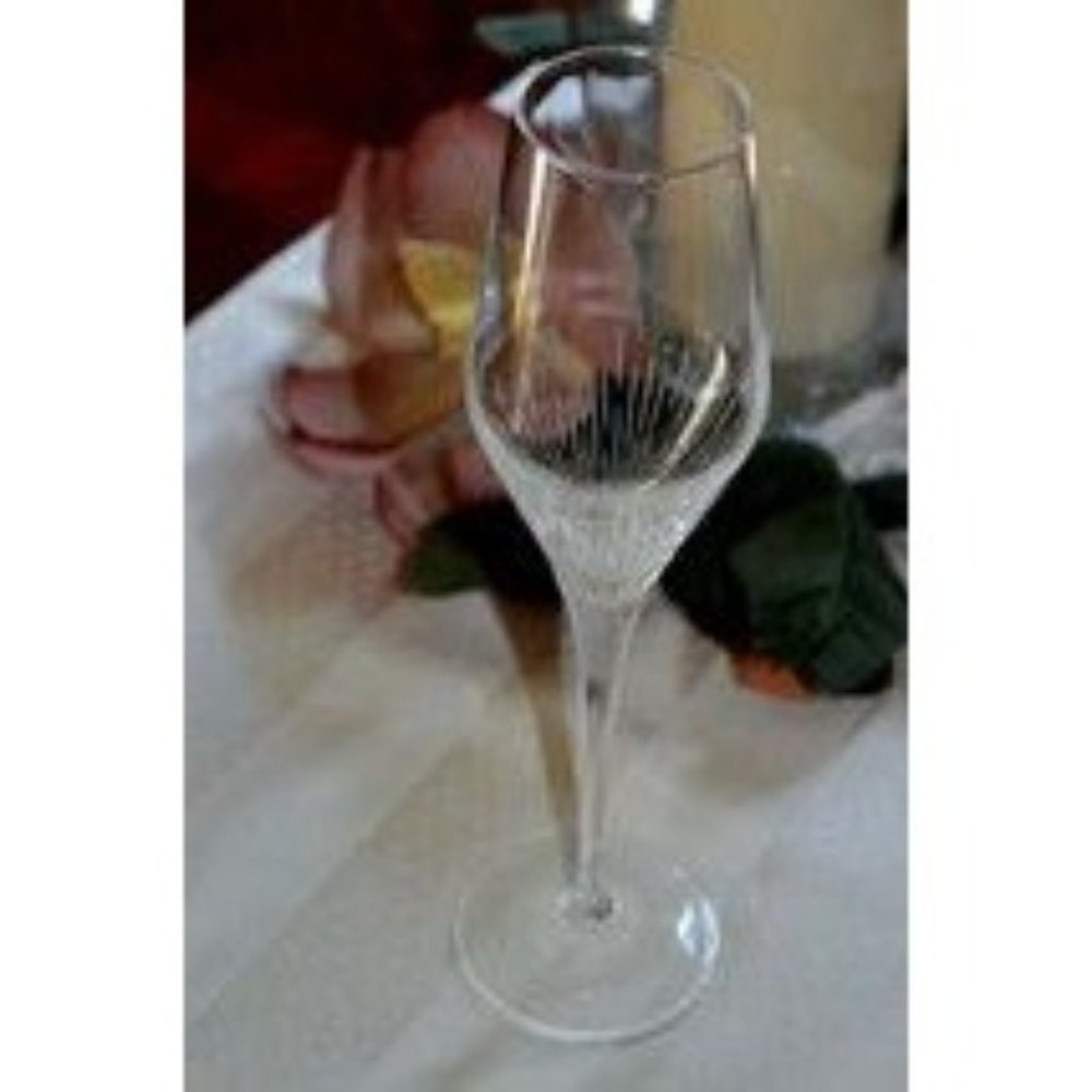 CDA Cristal D'Arques Etched Striped Lines Fluted Stemmed Wine Glass